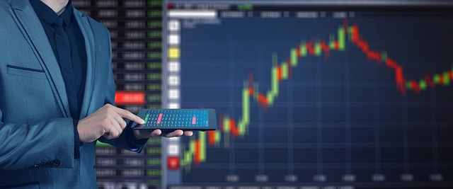期货直播室:供需博弈与库存拐点,大宗商品面临重估 期货直播室:供需博弈与库存拐点,大宗商品面临重估